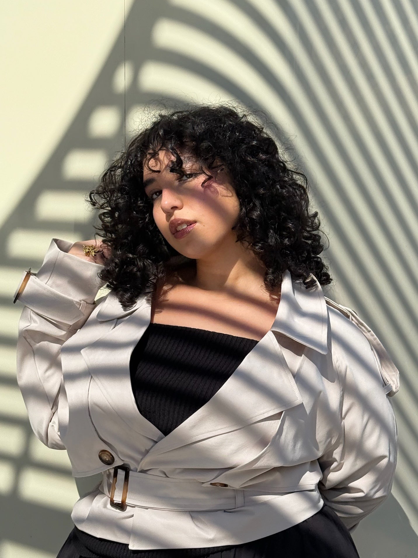 Cropped Lined Trench Coat with Belt – Beige